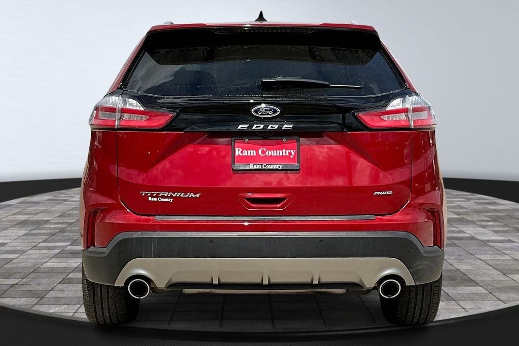 2024 Ford Edge Titanium