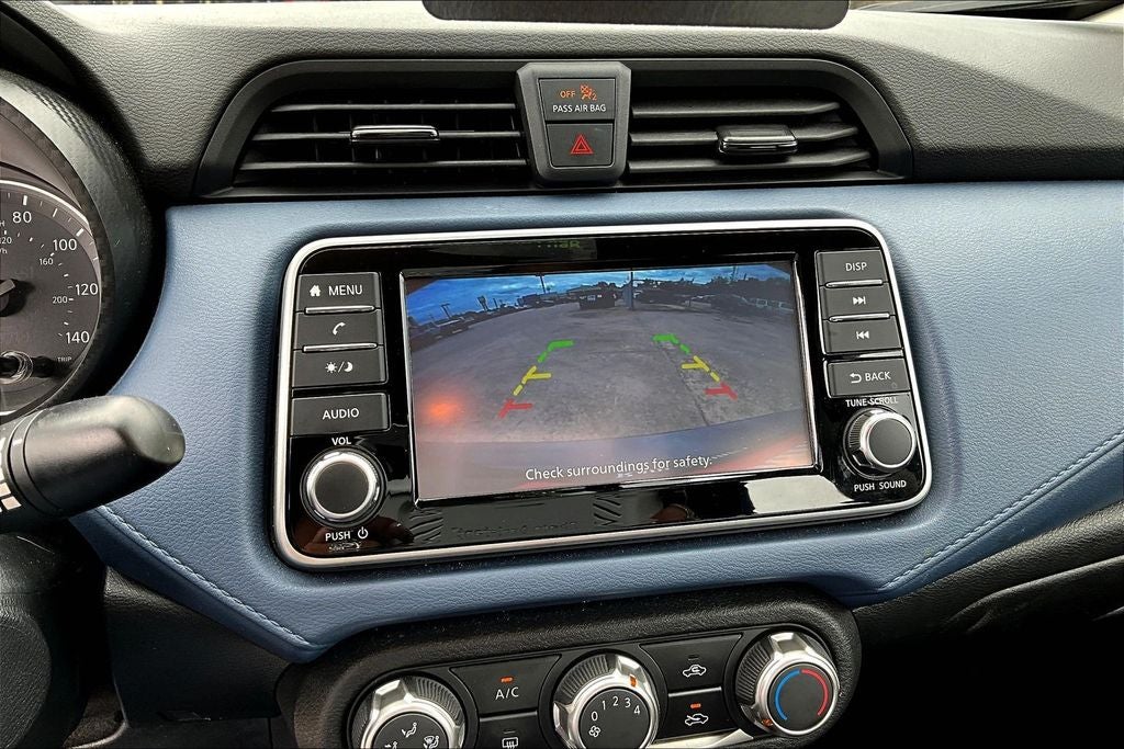 2025 Nissan Versa 1.6 SV
