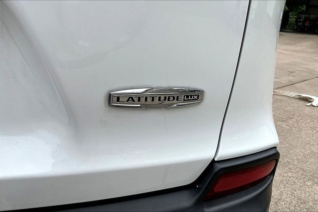 2022 Jeep Cherokee Latitude Lux