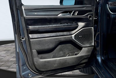 2023 Jeep Wagoneer BASE