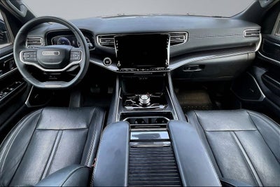 2023 Jeep Wagoneer BASE