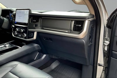 2023 Ford Expedition XLT