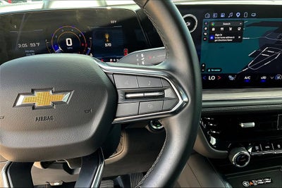 2025 Chevrolet Suburban LT