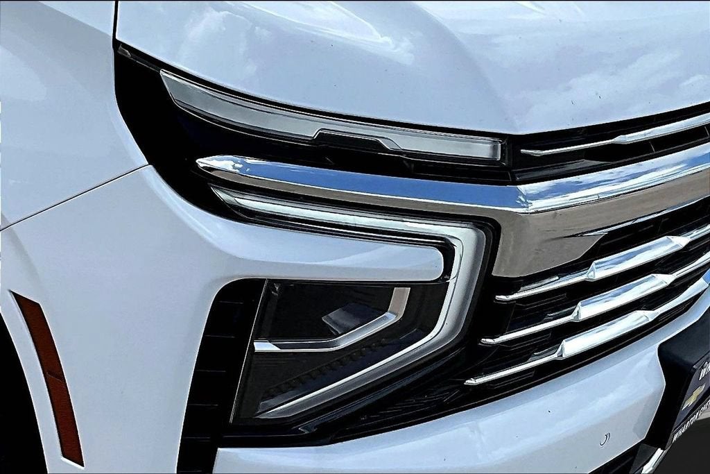 2025 Chevrolet Suburban LT