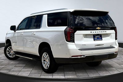 2025 Chevrolet Suburban LT