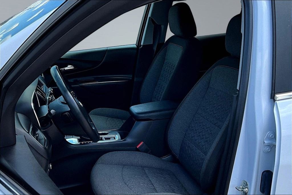 2024 Chevrolet Equinox LT - Photo 21