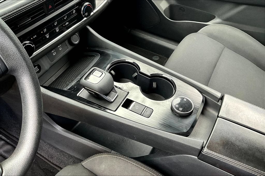 2024 Nissan Rogue S
