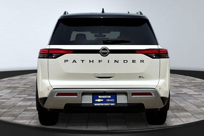 2024 Nissan Pathfinder SL
