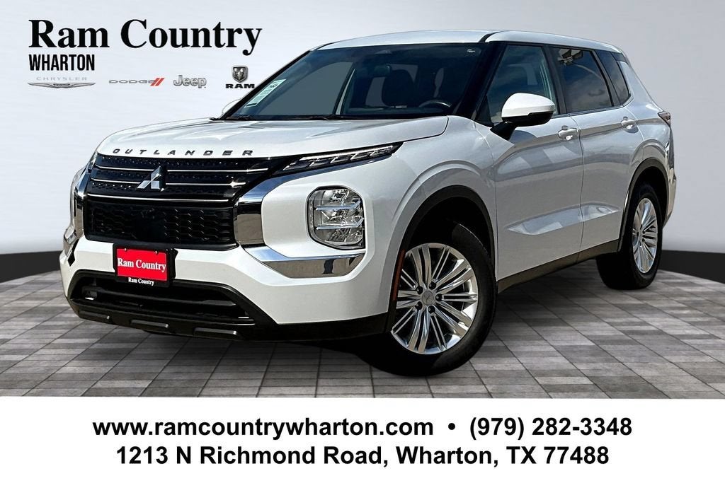 2024 Mitsubishi Outlander ES