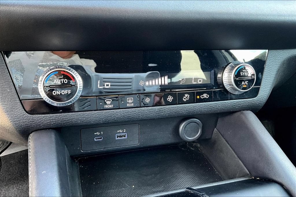 2024 Mitsubishi Outlander ES