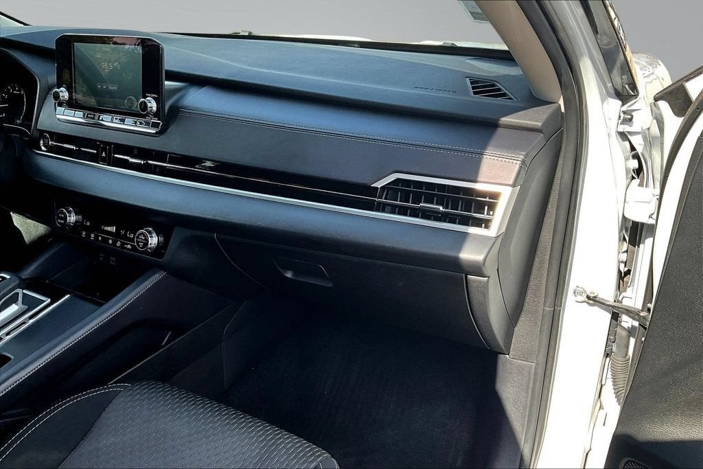 2024 Mitsubishi Outlander ES