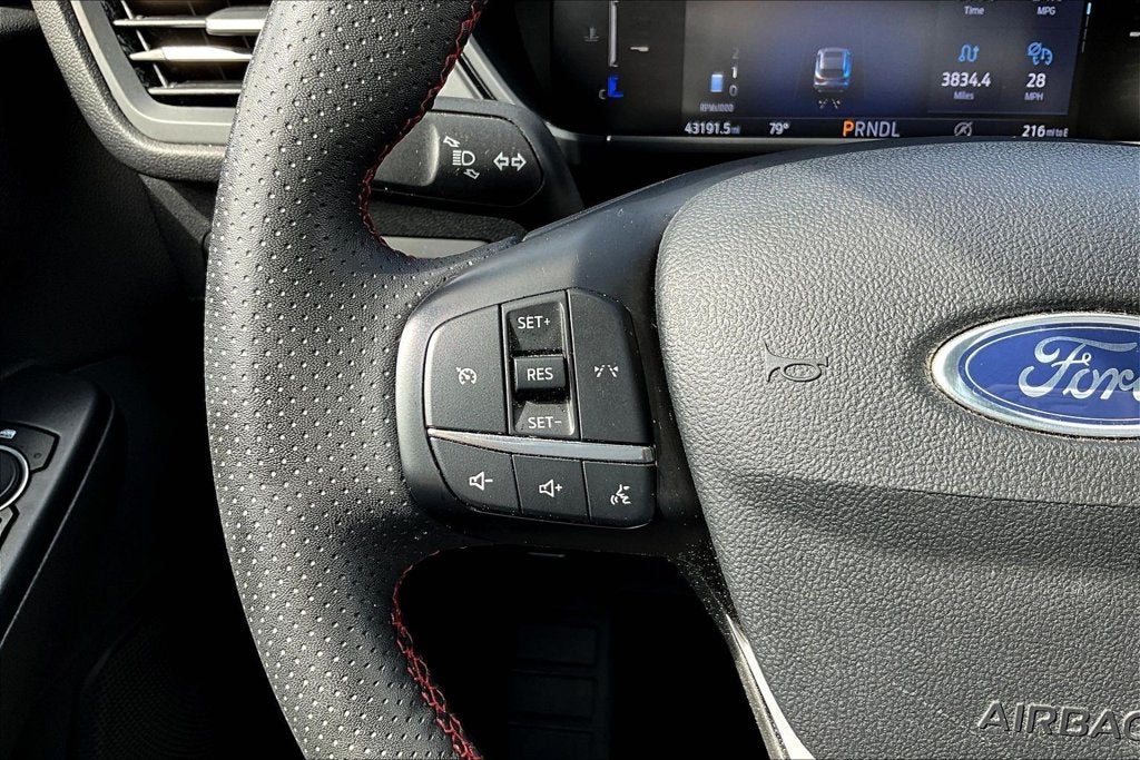 2025 Ford Escape ST-Line Select