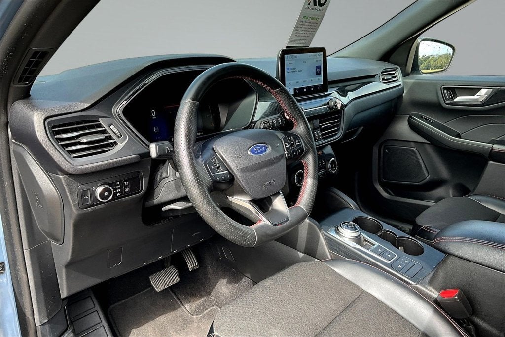 2025 Ford Escape ST-Line Select