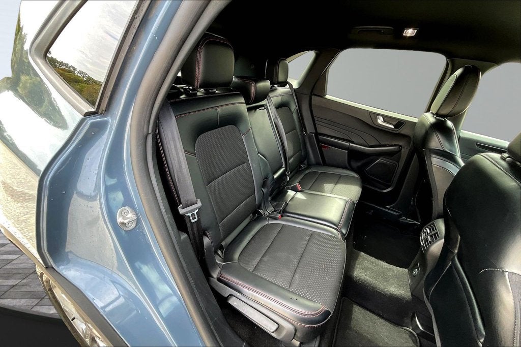 2025 Ford Escape ST-Line Select