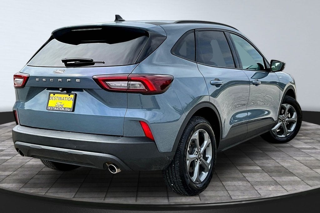 2025 Ford Escape ST-Line Select