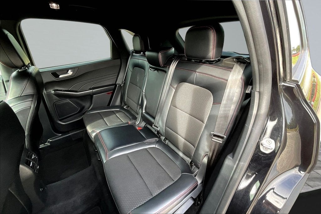 2025 Ford Escape ST-Line Select