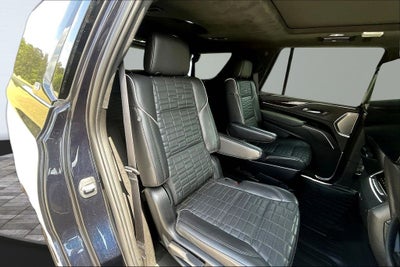 2023 Cadillac Escalade Sport Platinum