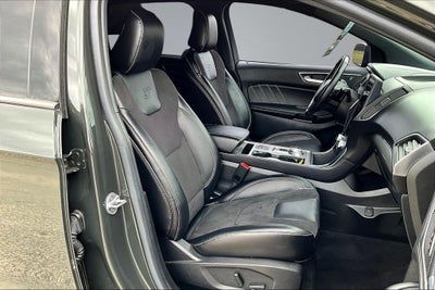 2023 Ford Edge ST