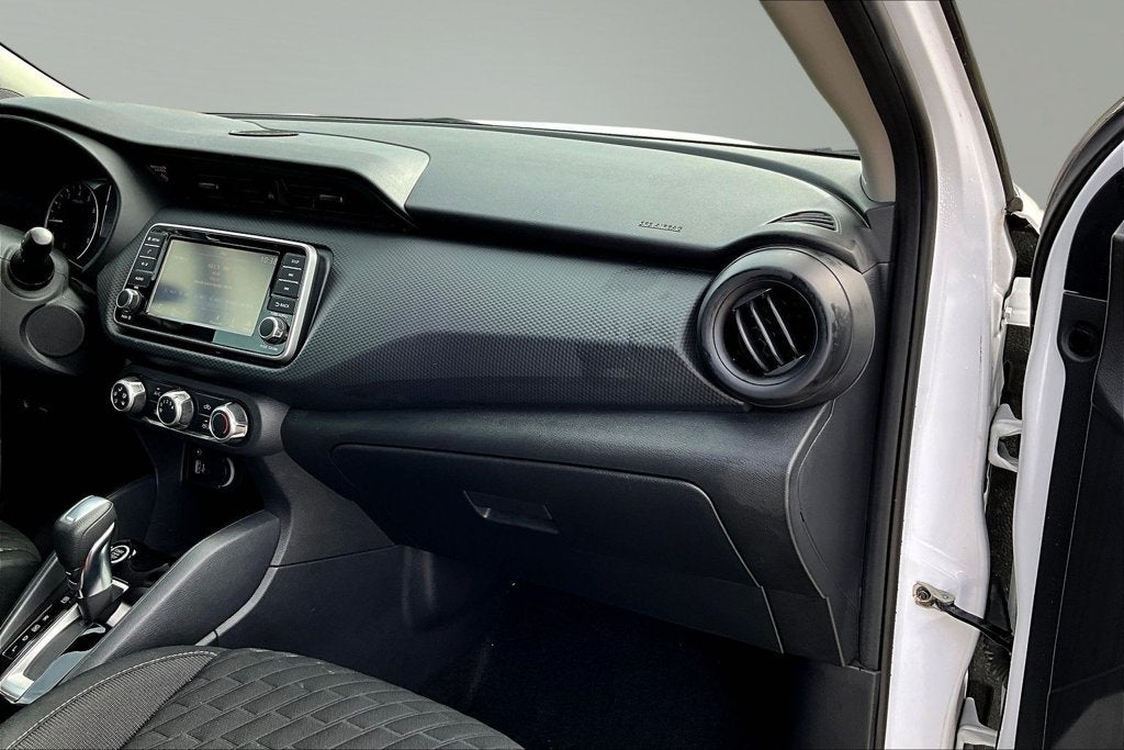 2021 Nissan Kicks S