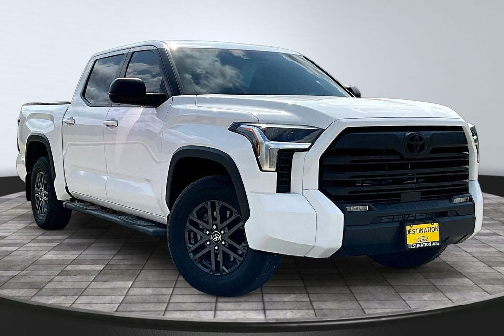2025 Toyota Tundra SR5