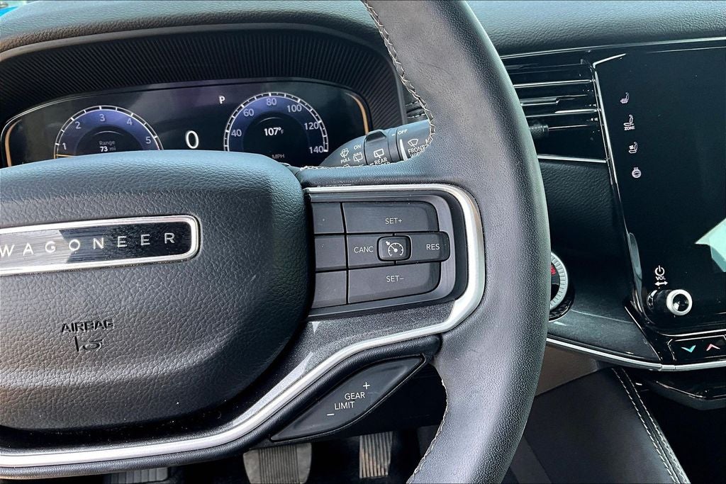 2023 Jeep Wagoneer Base