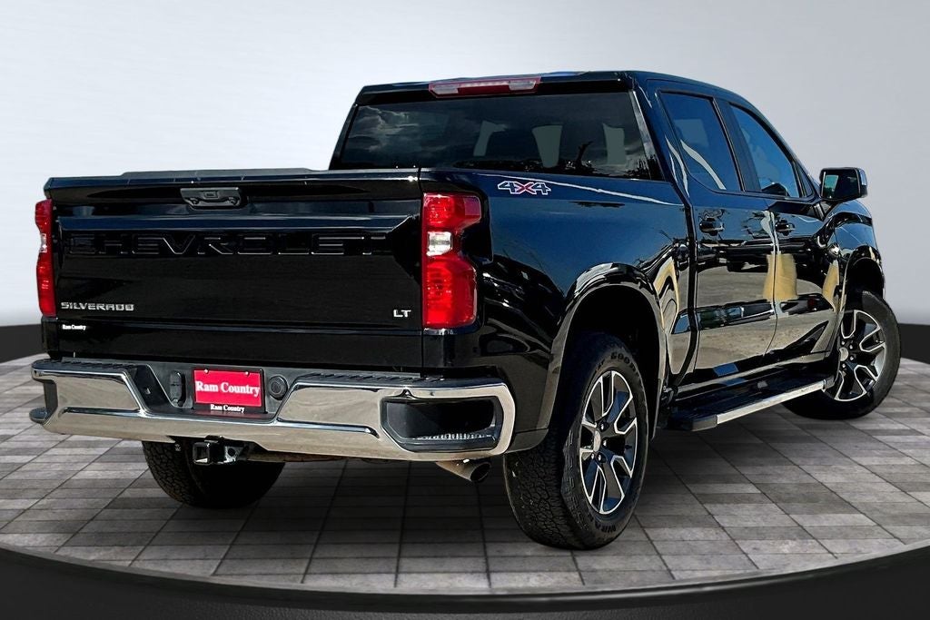 2023 Chevrolet Silverado 1500 LT LT1