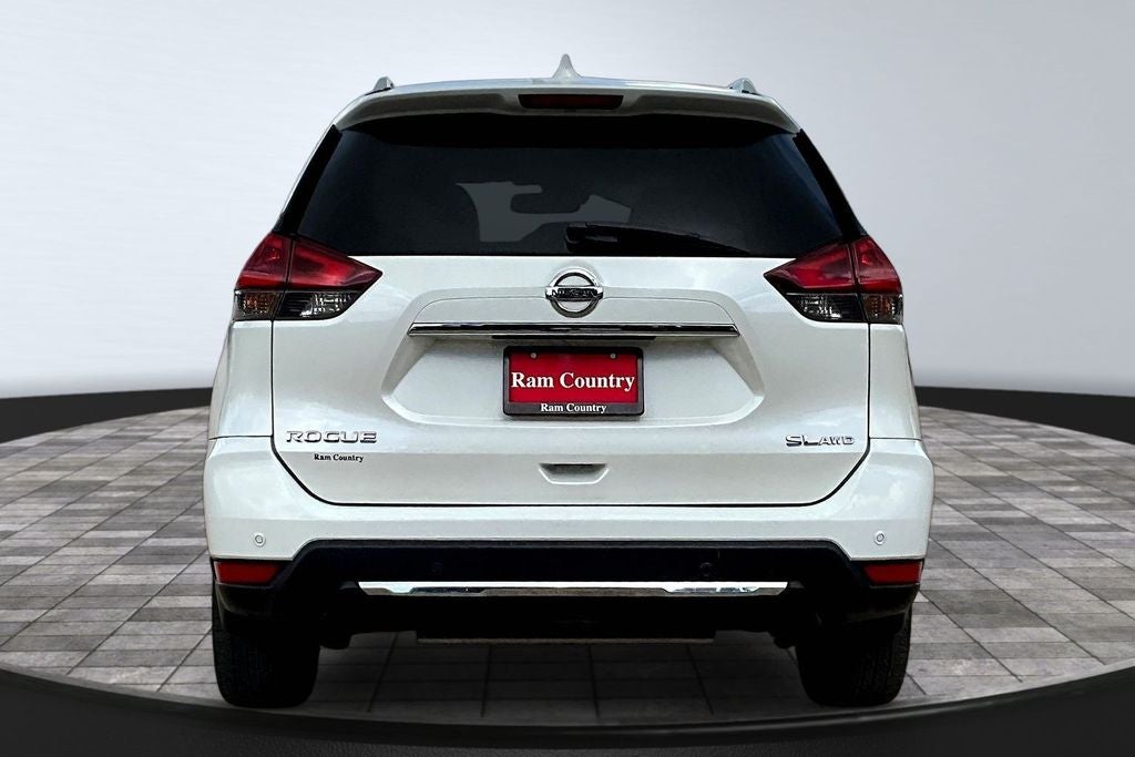 2020 Nissan Rogue SL